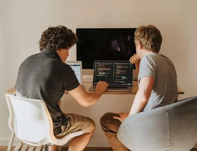Tecnologia que Conecta e Transforma